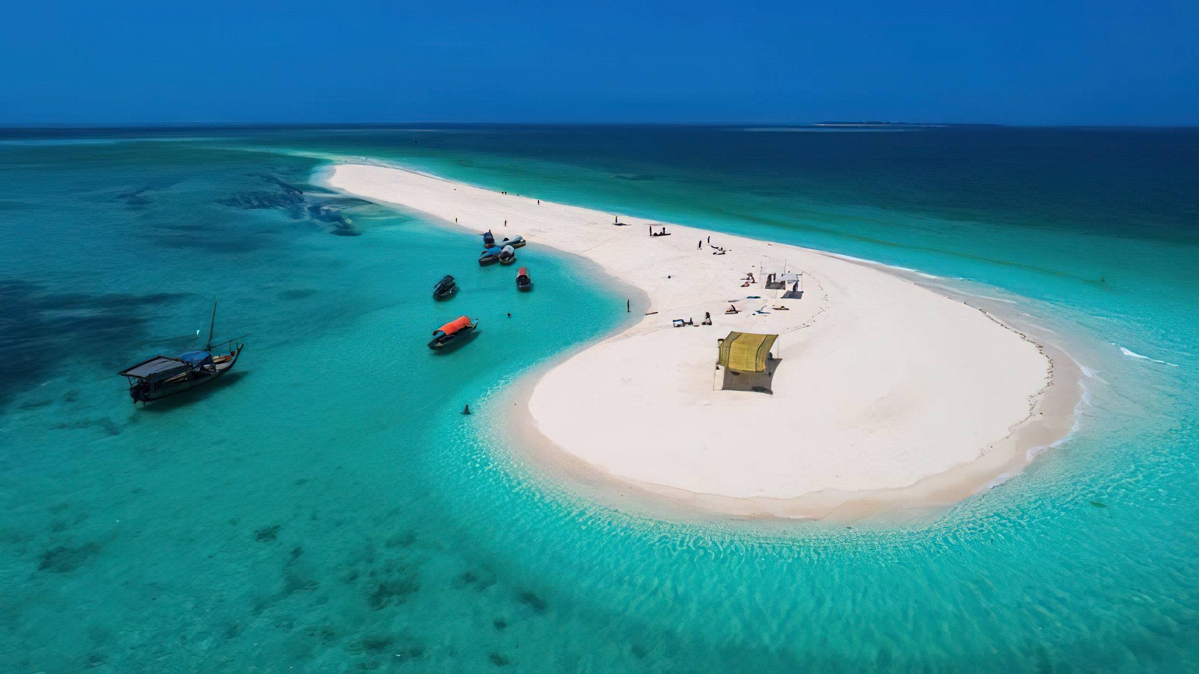 Zanzibar sandbank blue safari
